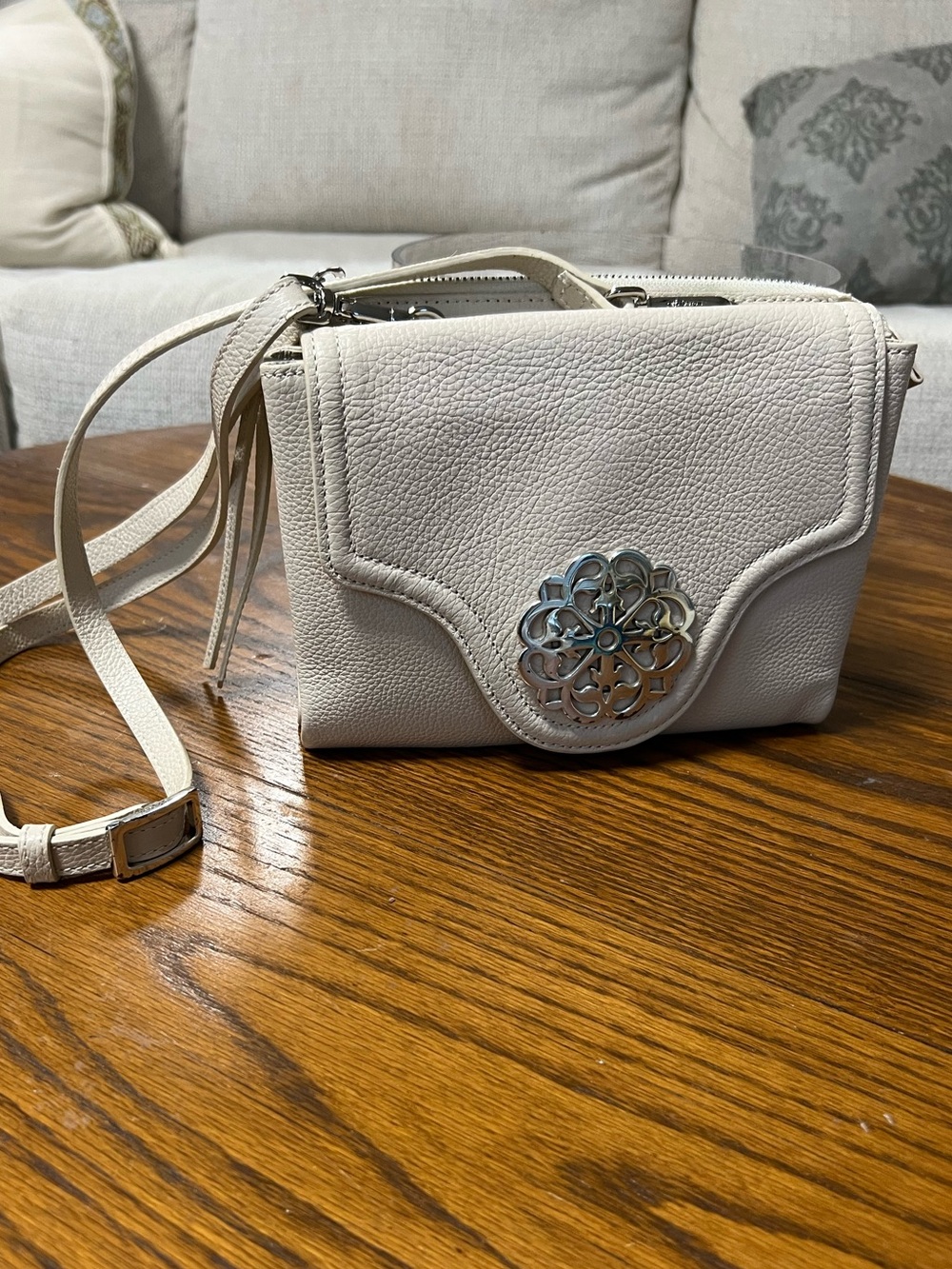 Brighton Cream Leather Shoulder Bag with Signature Lining